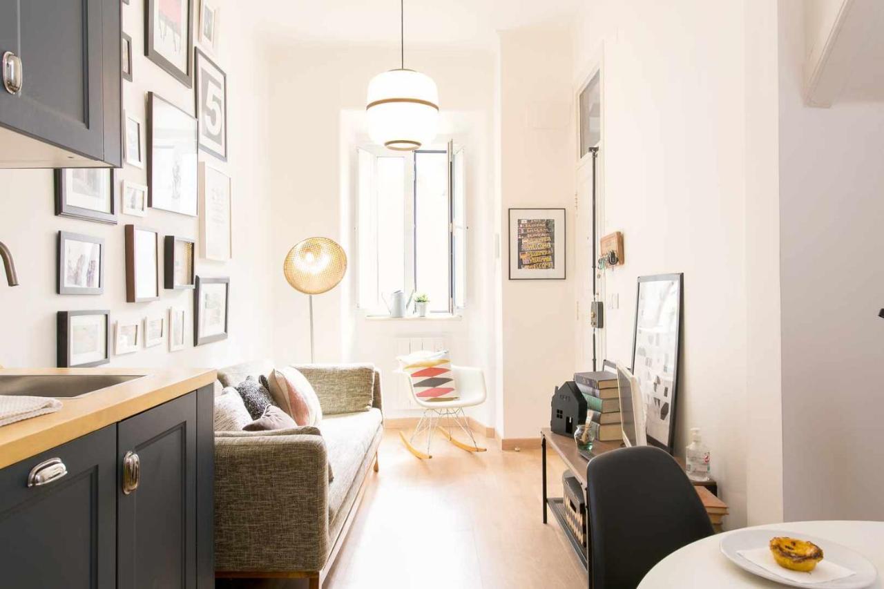 Charming Lisbon Home With Terrace St Amaro Exterior photo